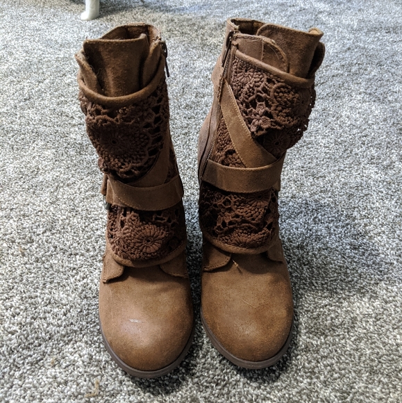 Not Rates Ankle Boot - Picture 3 of 4